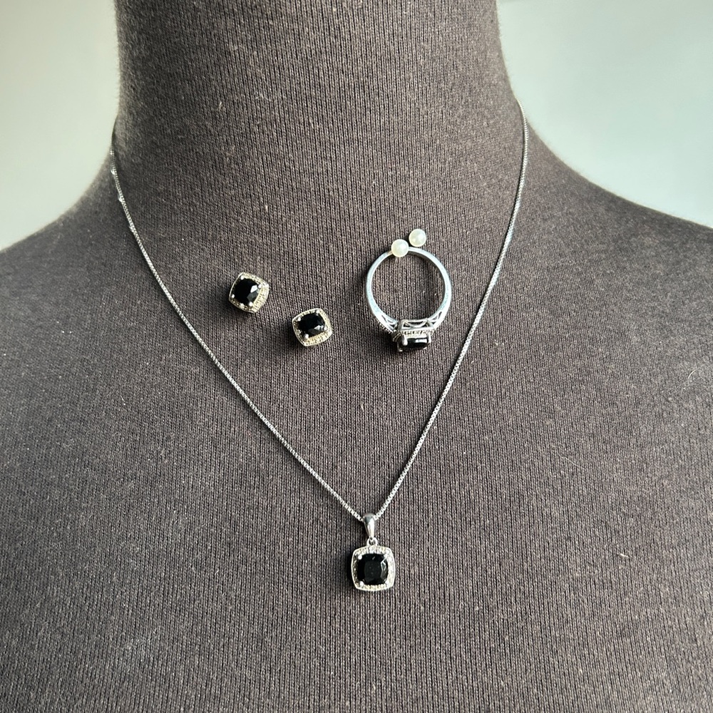4-piece onyx and diamond accent jewelry set